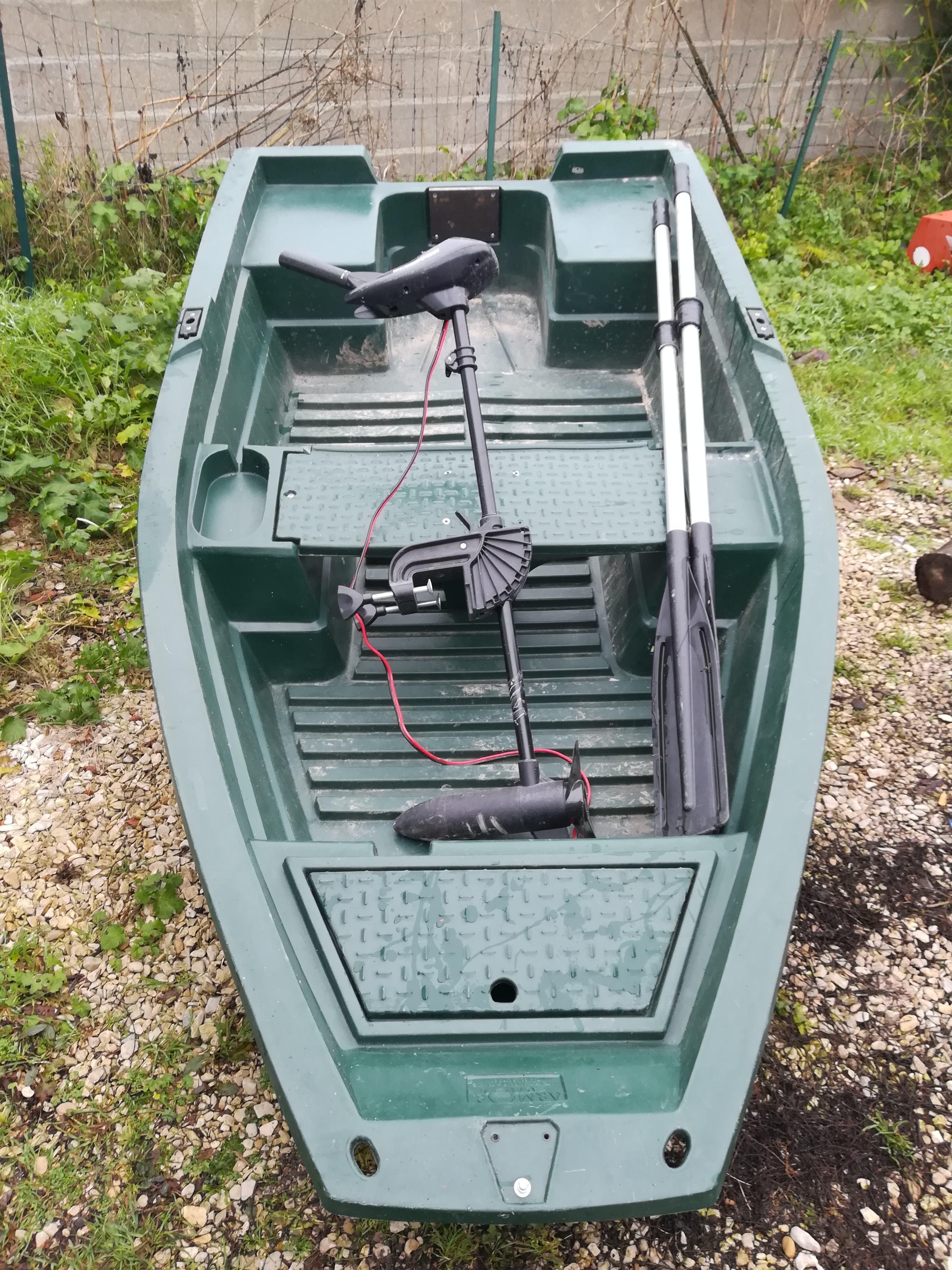 Pièces détachées pour moteurs électriques - Barque de pêche