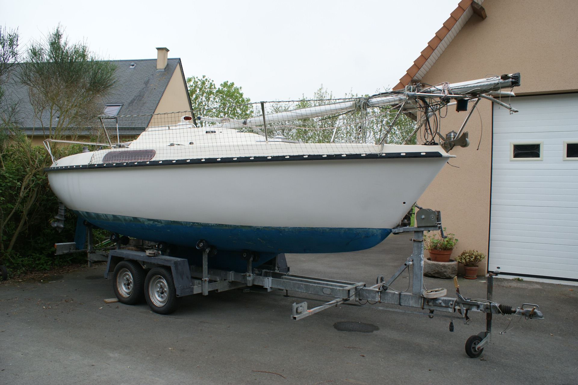 kelt 6.20 DL avec remorque de route et moteur HB