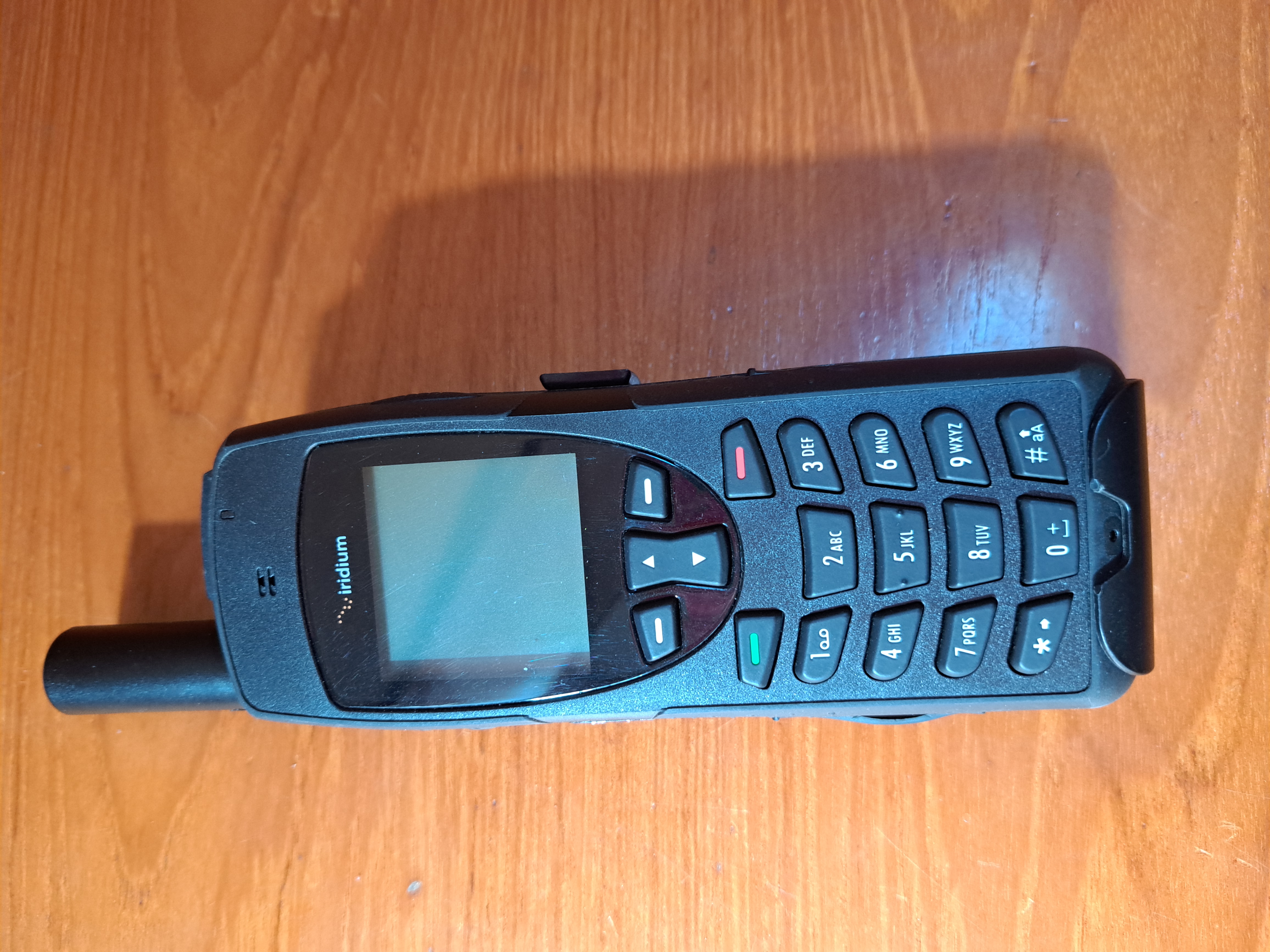 Téléphone satellite iridium 9555 Motorola