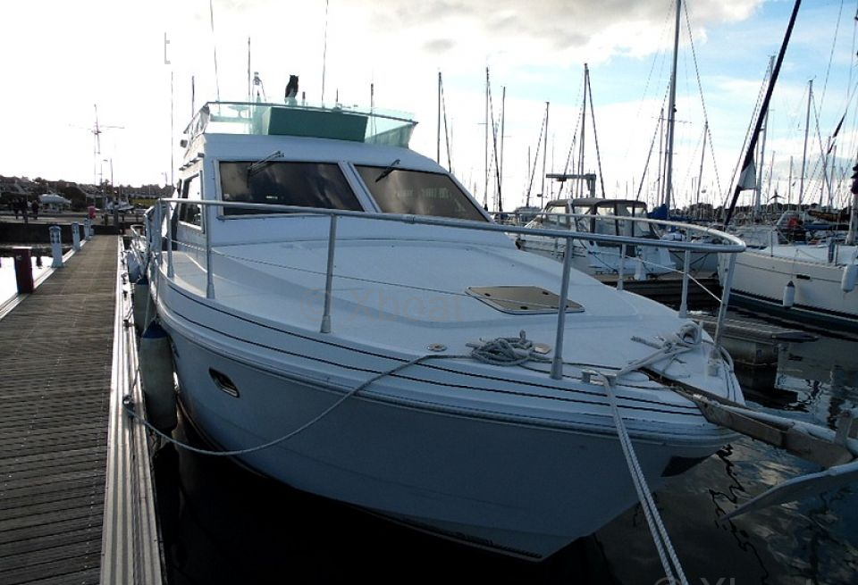 YARDING YACHT 36    BELLE  VEDETTE