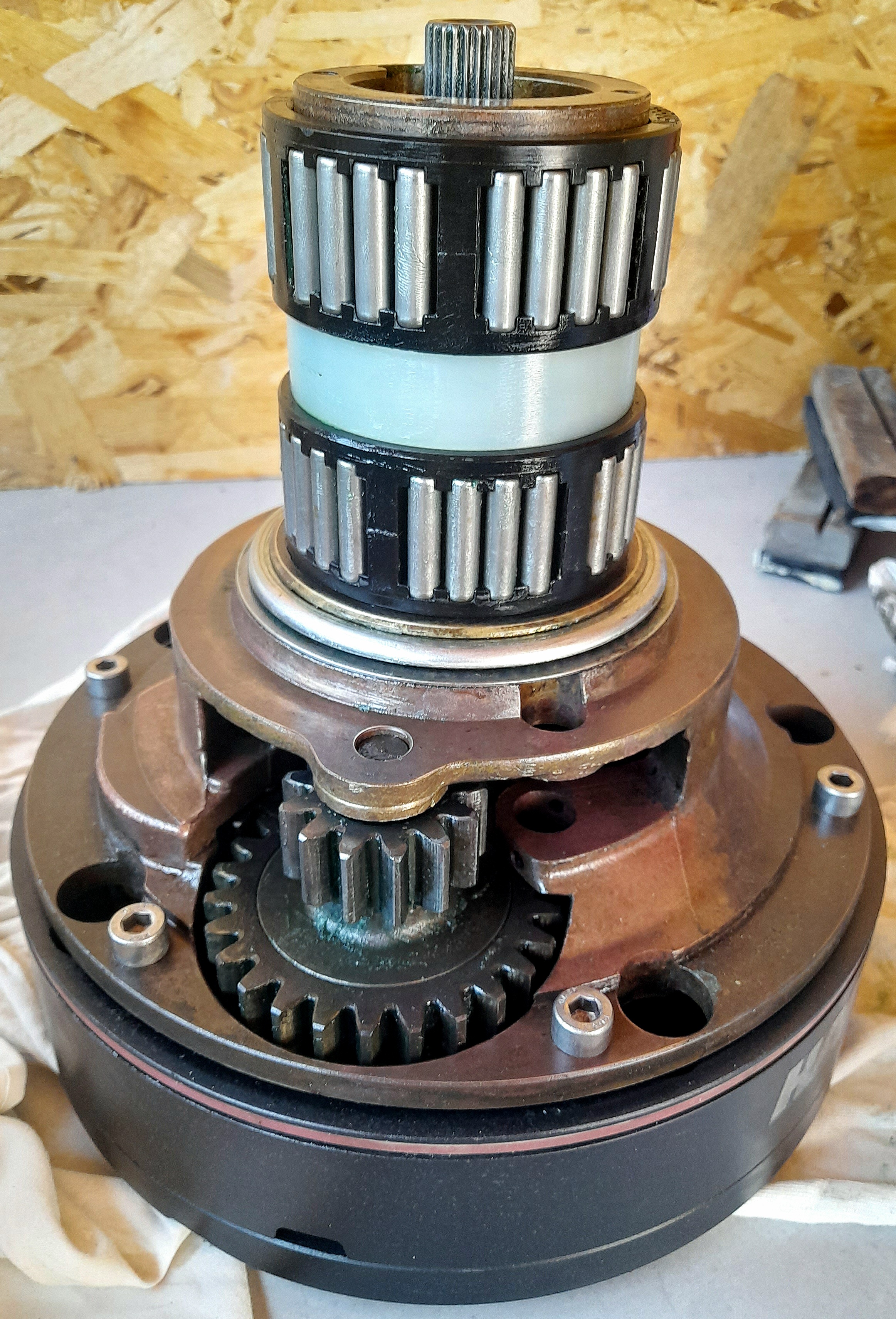 2  x Winch  Électrique Harken  70.2